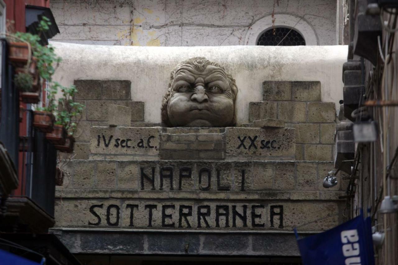 Dimora San Marcellino * Nápoles